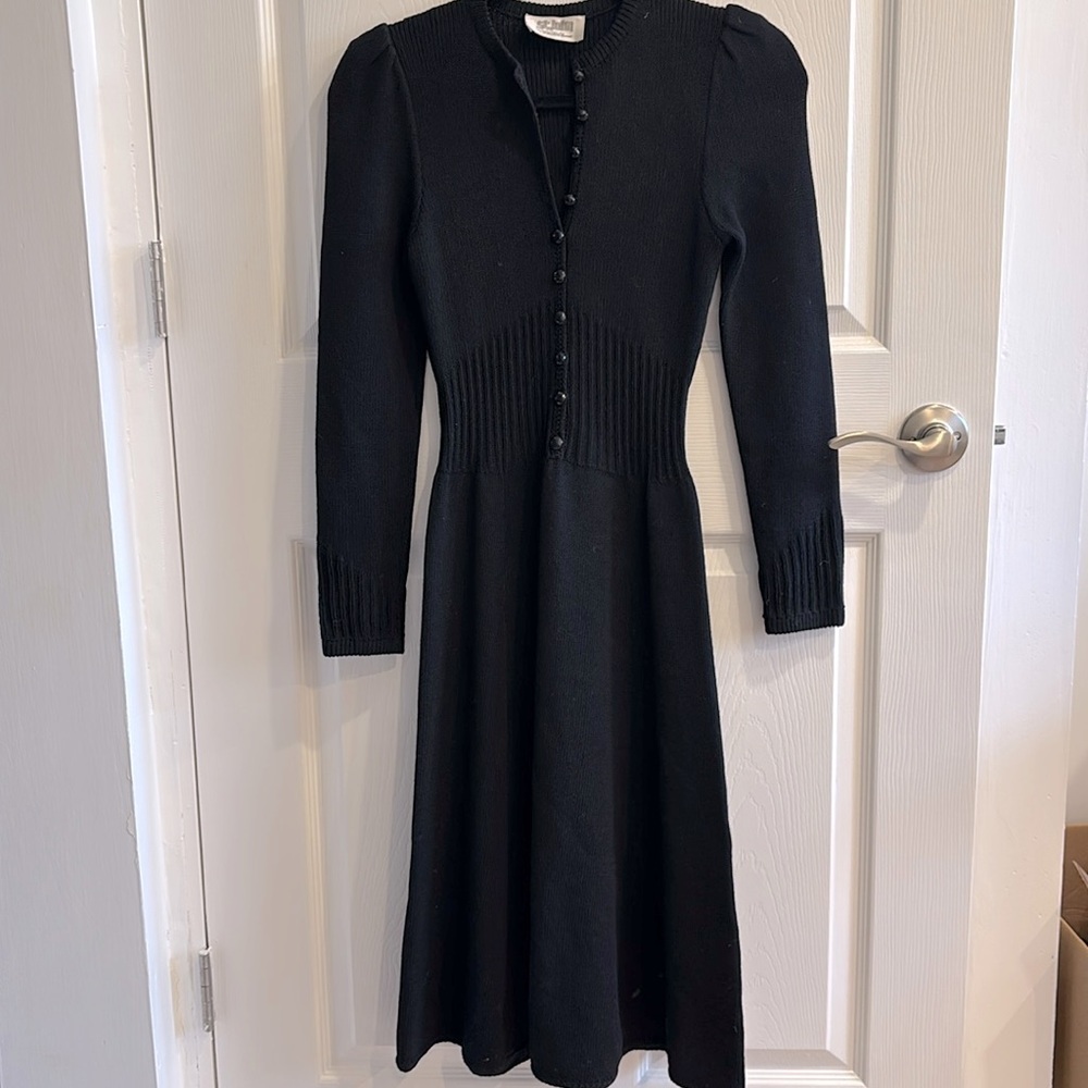 St John Vintage Dress size S small black with crystal buttons​​